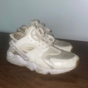 Nike Huarache White